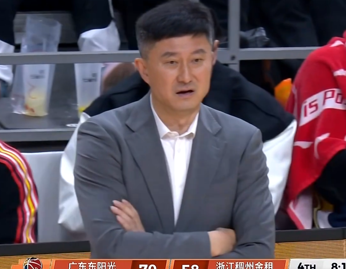 九游体育-广东3消息！杜锋合同今夏到期，徐昕或赴美无缘回归，朱总新动作
